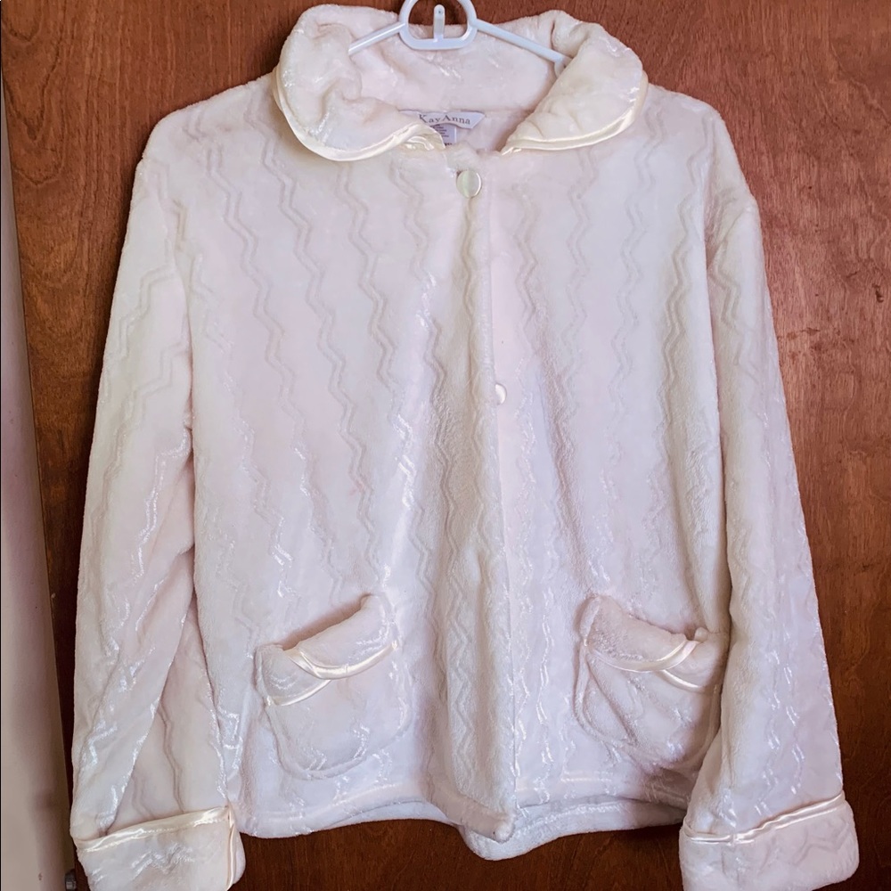 Kayanna Bed Jacket